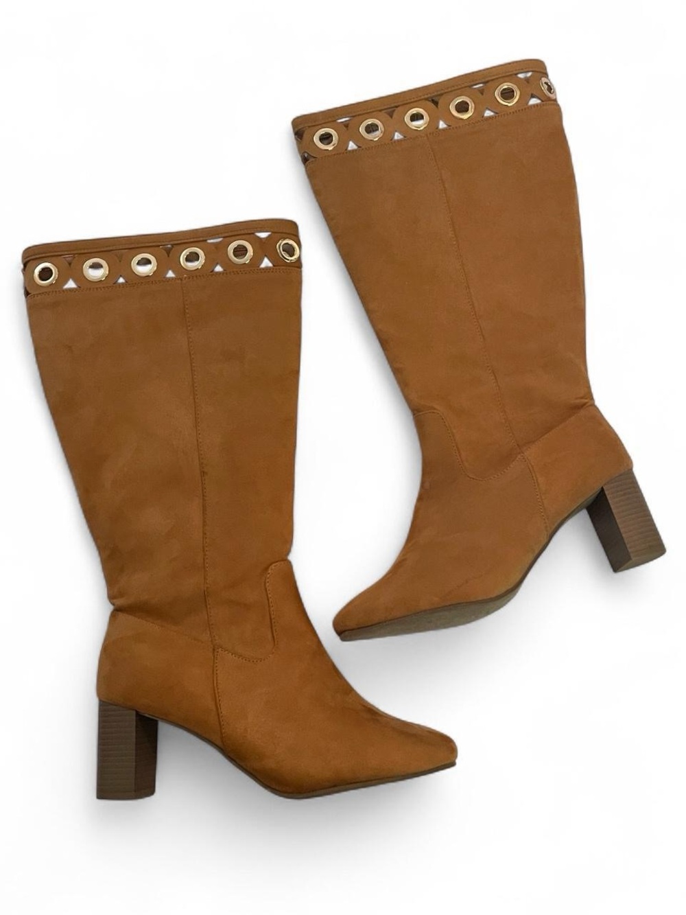 CATO Y2K New Tan Suede boots with gold grommet detailing and block heel